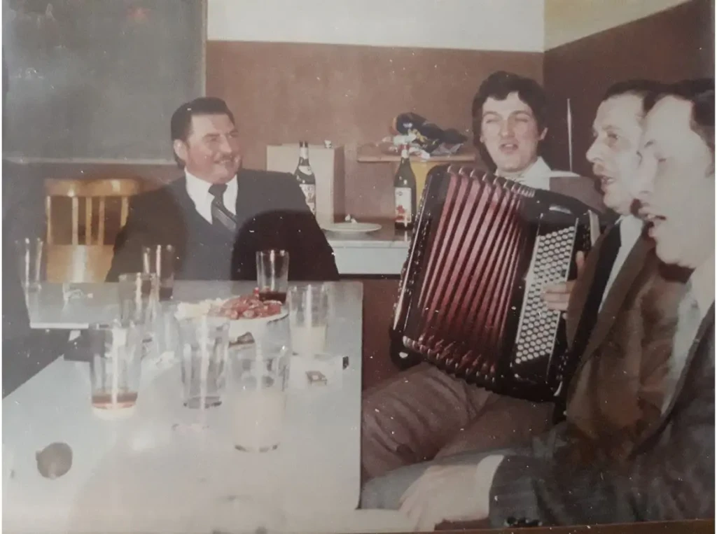 les-agapes-de-la-sainte-barbe-1979--la-fosse-barrois--pecquencourt-2-JPG